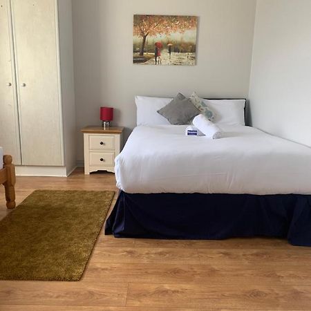 Newcastle Townhouse Leilighet Galway Eksteriør bilde