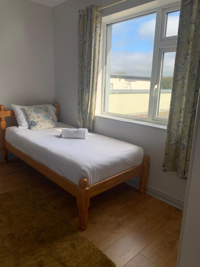 Newcastle Townhouse Leilighet Galway Eksteriør bilde