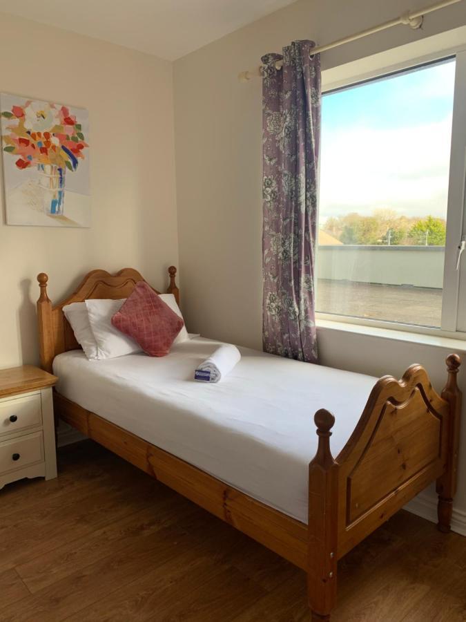 Newcastle Townhouse Leilighet Galway Eksteriør bilde